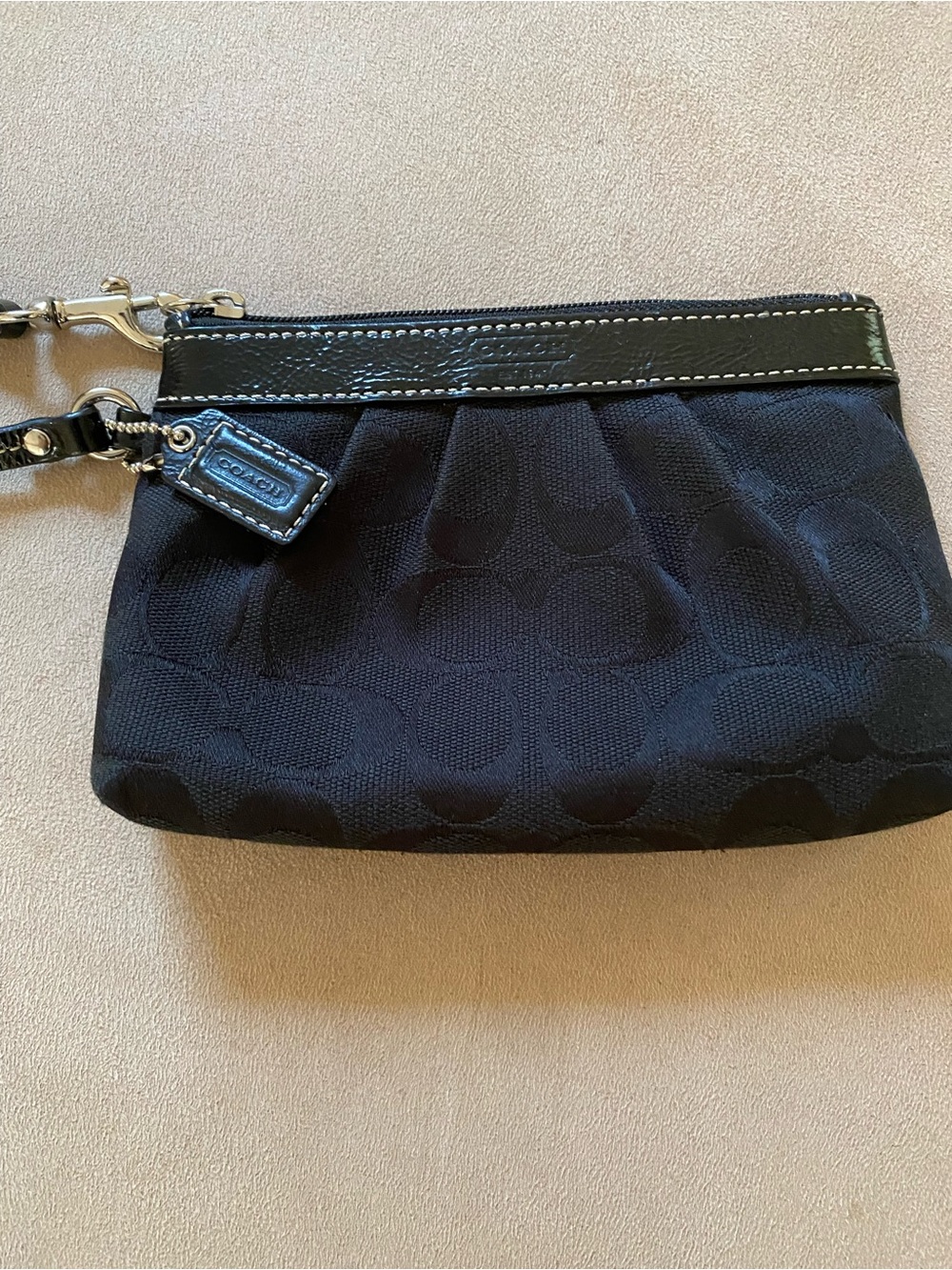 Coach Black Signature Jacquard Wristlet with Leather Trim - Picture 3 of 10